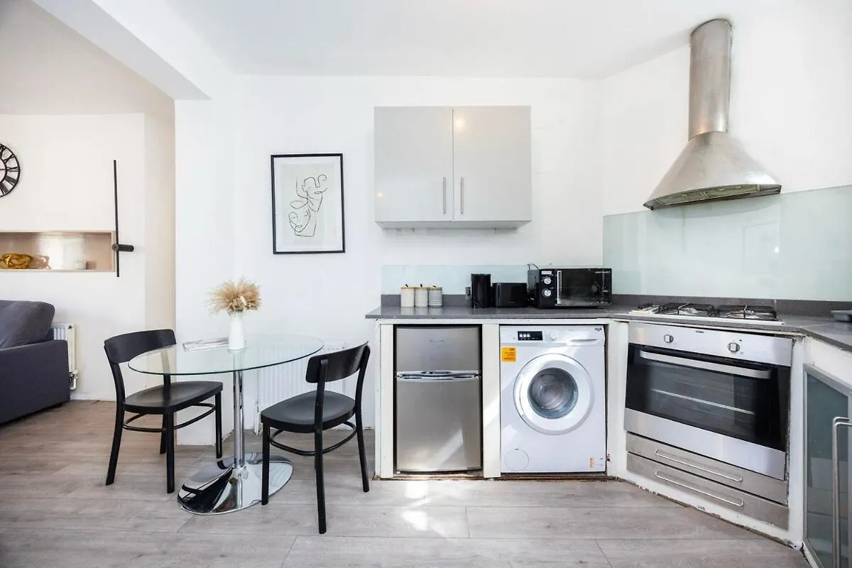 Spacious 2Br Sleeps Six 4 Mins To Old Street London United Kingdom