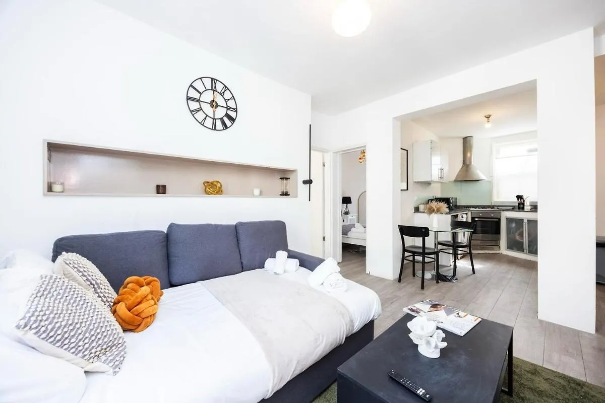 Spacious 2Br Sleeps Six 4 Mins To Old Street London 0*,
